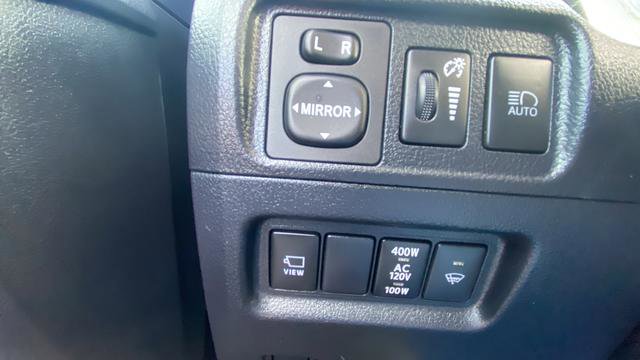 Used 2022 Toyota 4Runner Limited AWD/4WD image 30