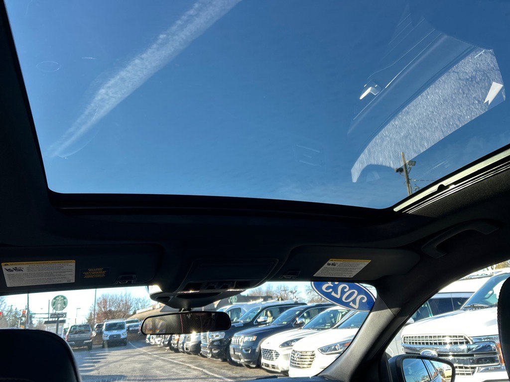 Used 2023 Ford Escape ST-Line w/ Tech Pack #1 image 6