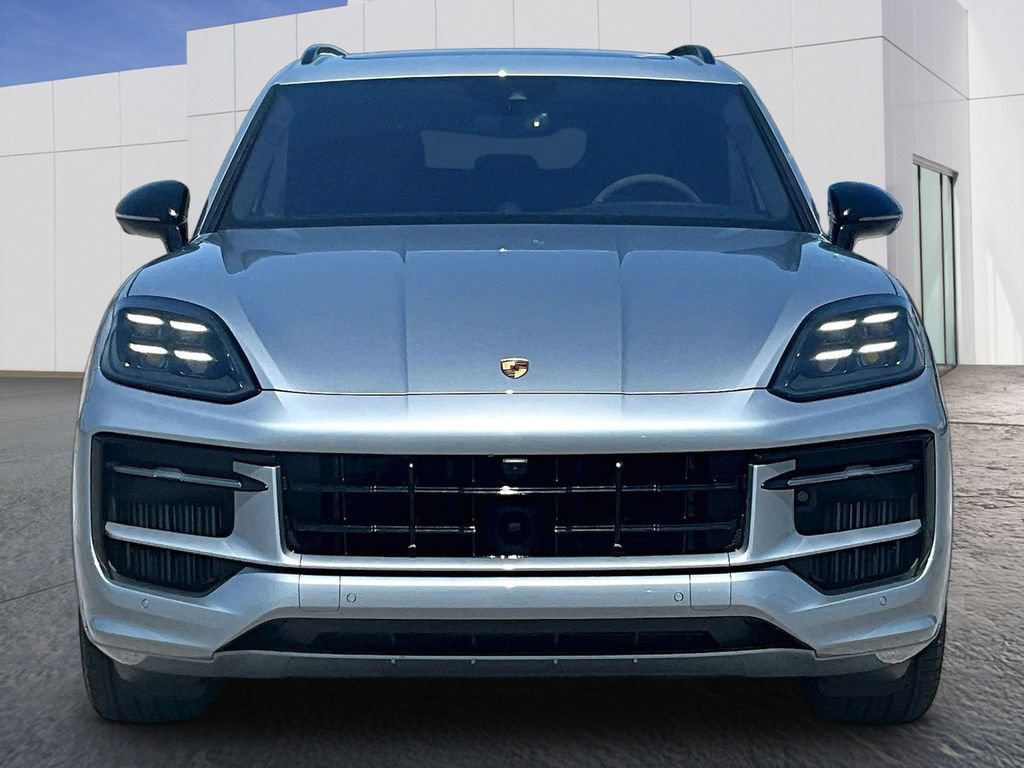 Certified 2026 Porsche Cayenne GTS AWD/4WD image 10
