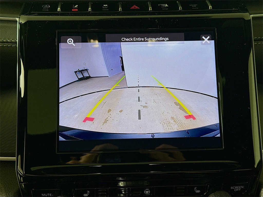 New 2025 Jeep Grand Cherokee Altitude image 16