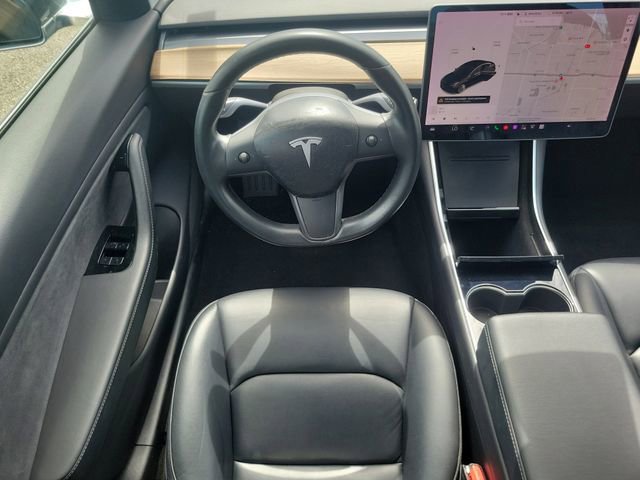 Used 2018 Tesla Model 3 Long Range RWD image 13
