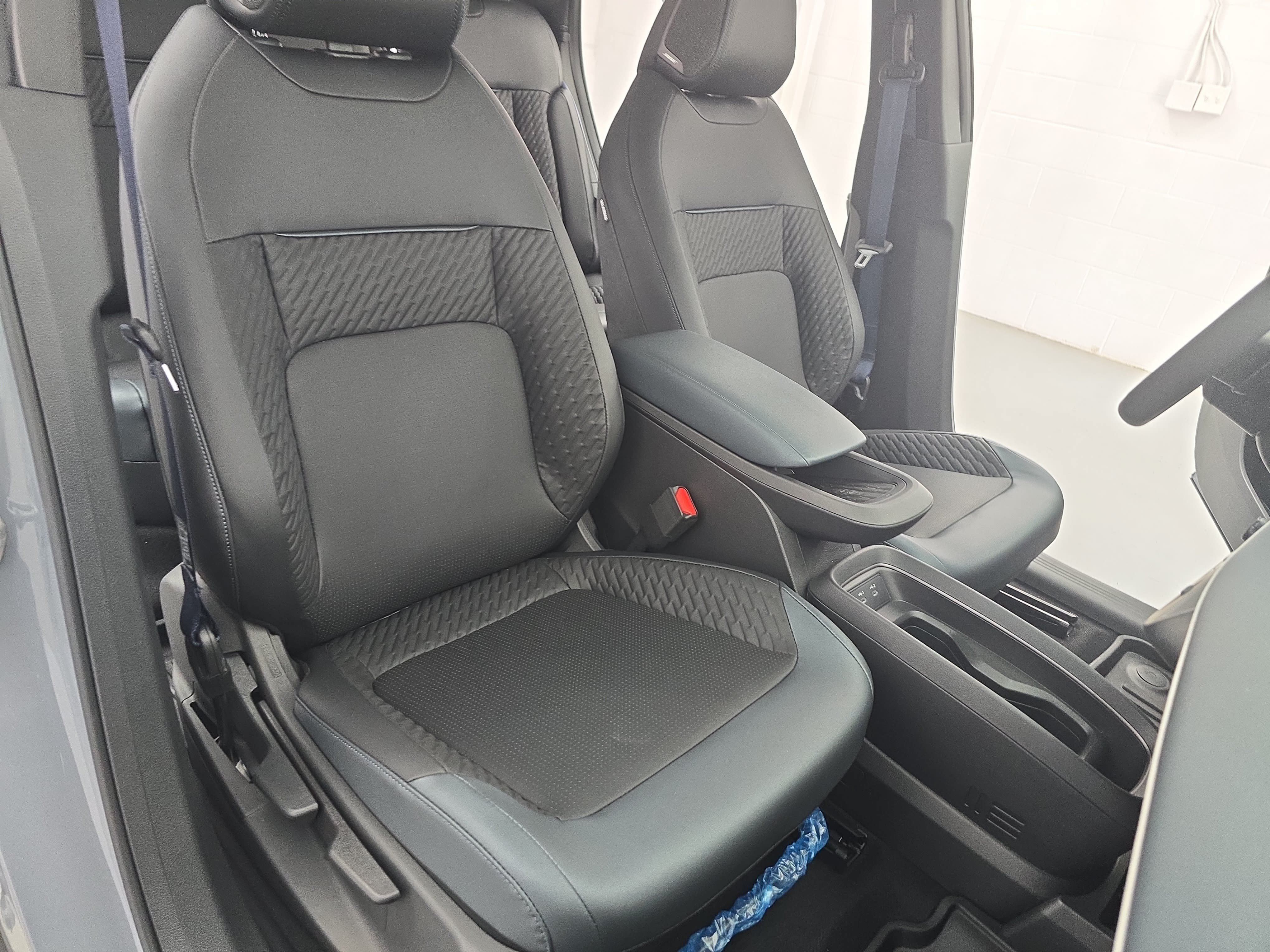 New 2026 Nissan Leaf Platinum+ FWD image 10