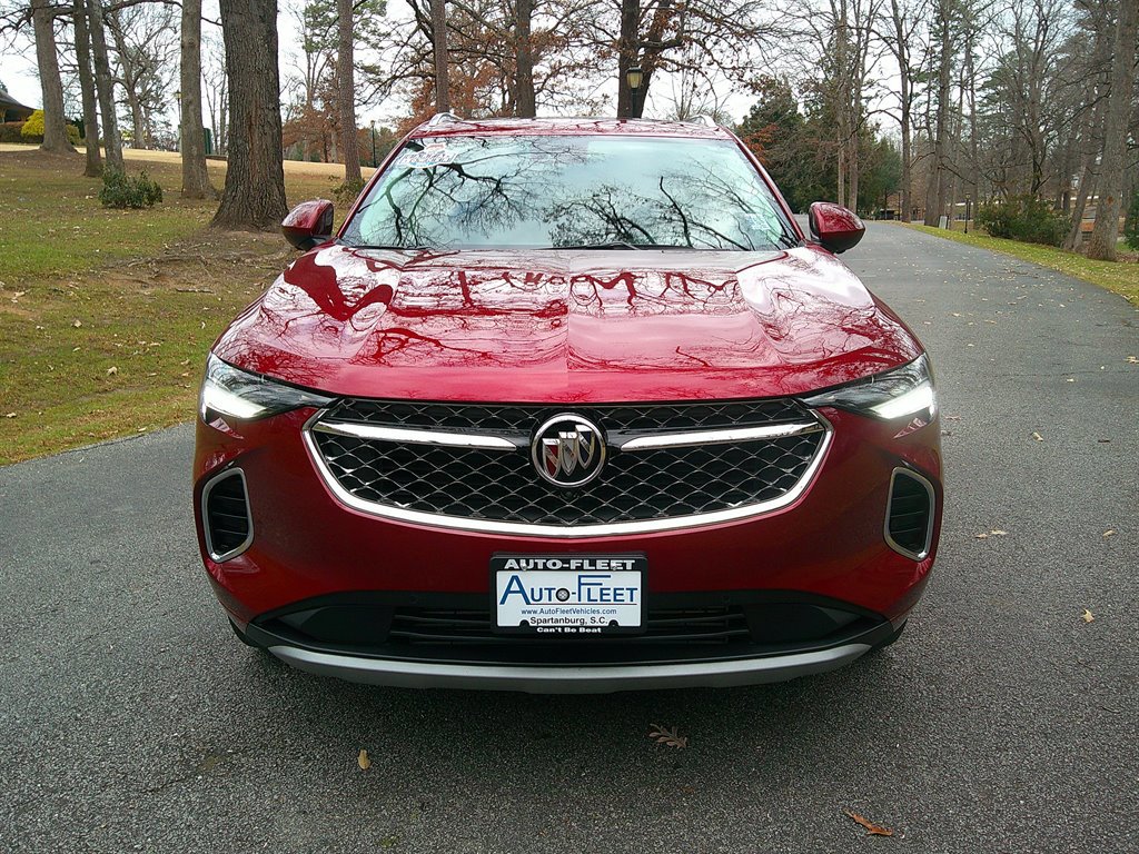 Used 2023 Buick Envision Avenir image 2