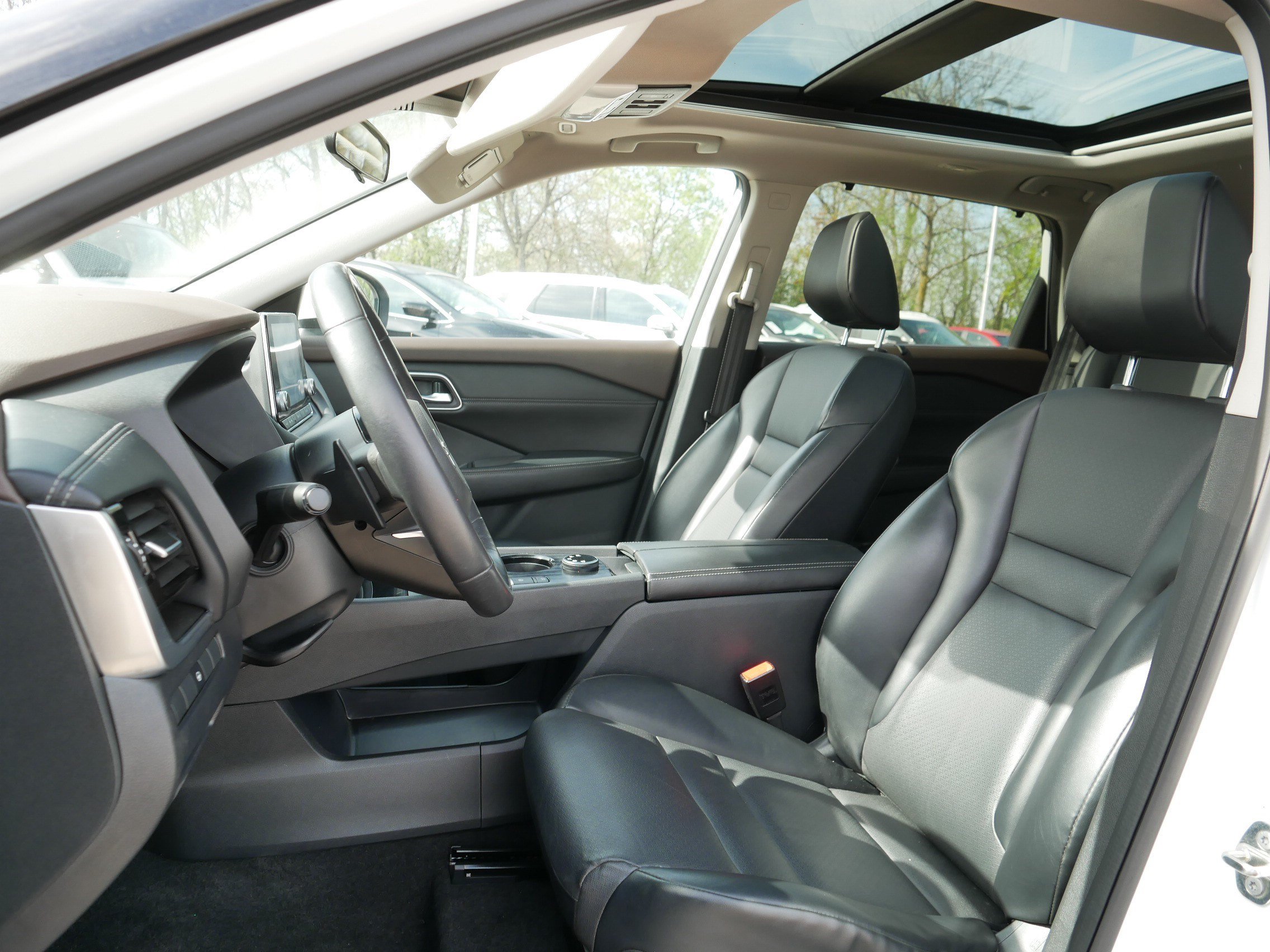 Certified 2021 Nissan Rogue SV w/ Premium Package AWD/4WD image 35