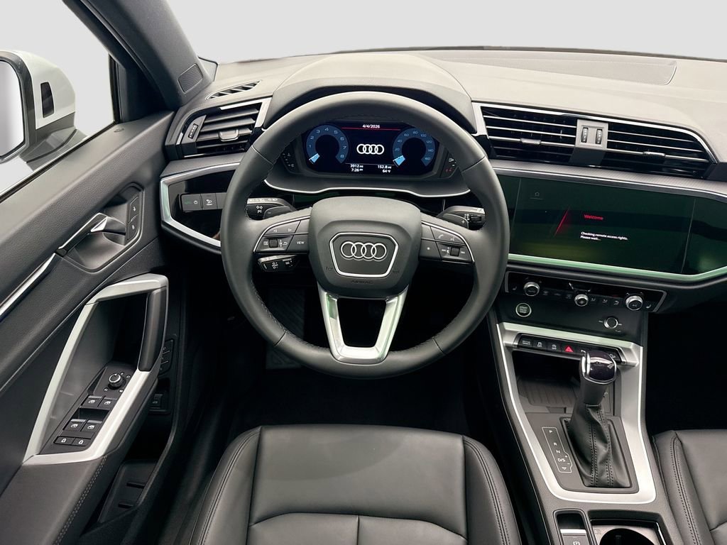 Certified 2025 Audi Q3 2.0T Premium image 10