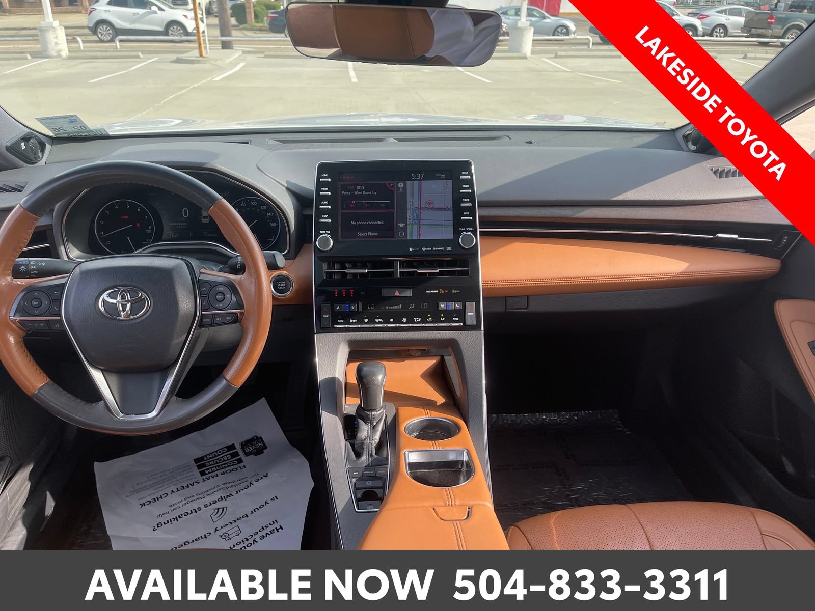 Used 2020 Toyota Avalon Limited FWD image 22