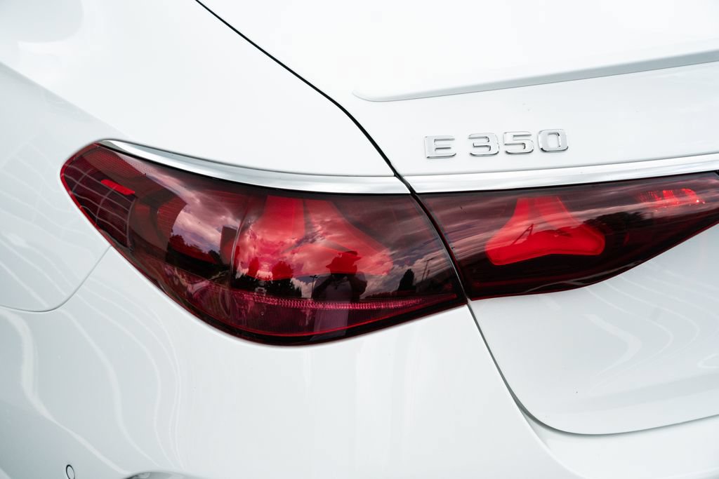 Used 2025 Mercedes-Benz E 350 Sedan w/ Winter Package image 21