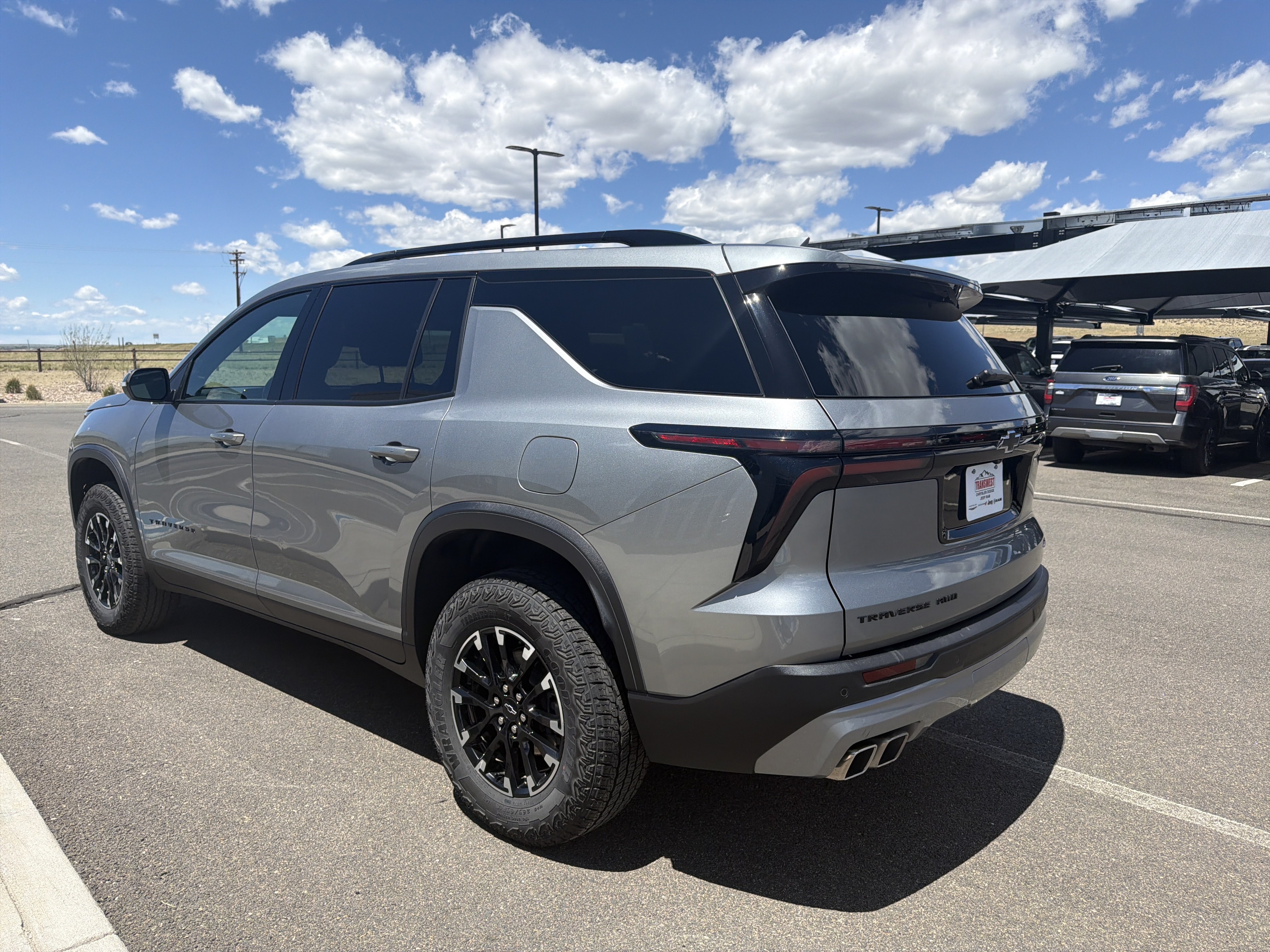 Used 2025 Chevrolet Traverse Z71 AWD/4WD image 6