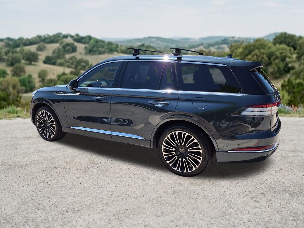 Used 2023 Lincoln Aviator Black Label w/ Dynamic Handling Package AWD/4WD image 7