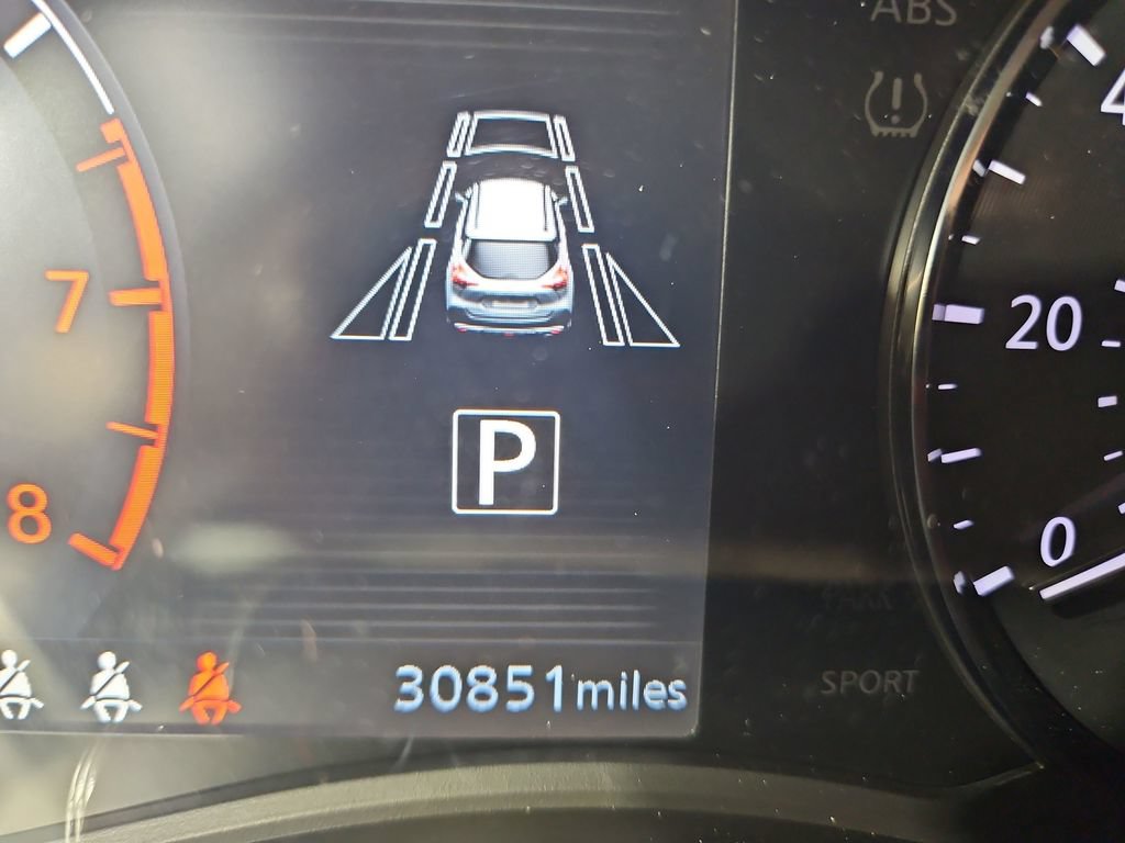 Used 2024 Nissan Kicks SR FWD image 17