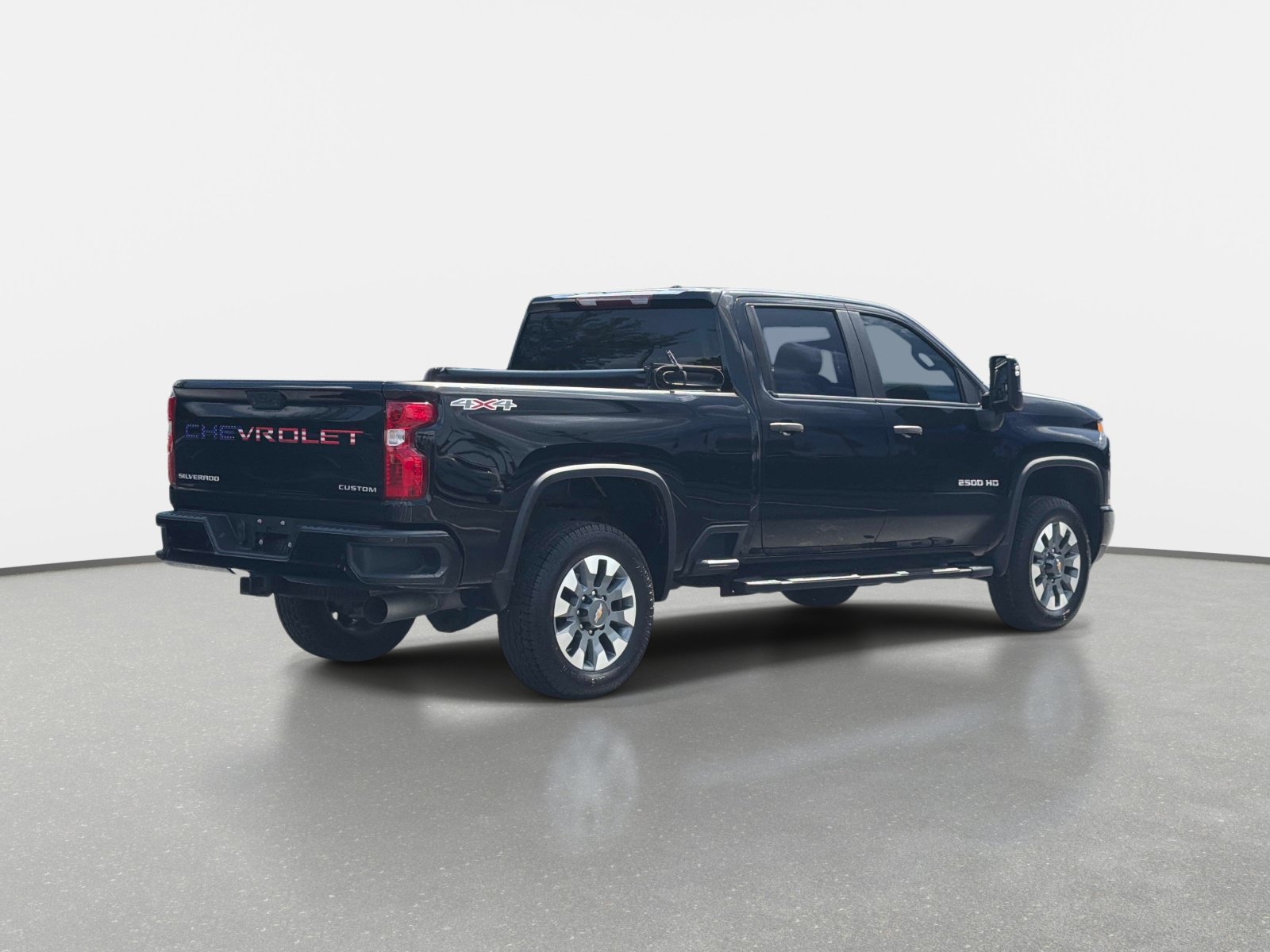Used 2024 Chevrolet Silverado 2500 Custom w/ Custom Value Package AWD/4WD image 3