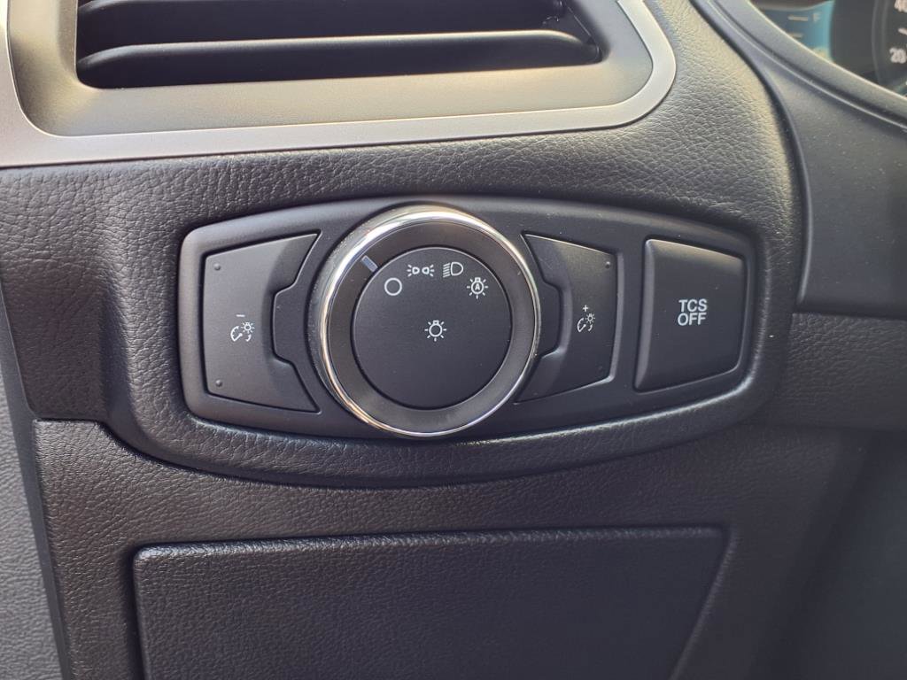 Certified 2022 Ford Edge SE image 19