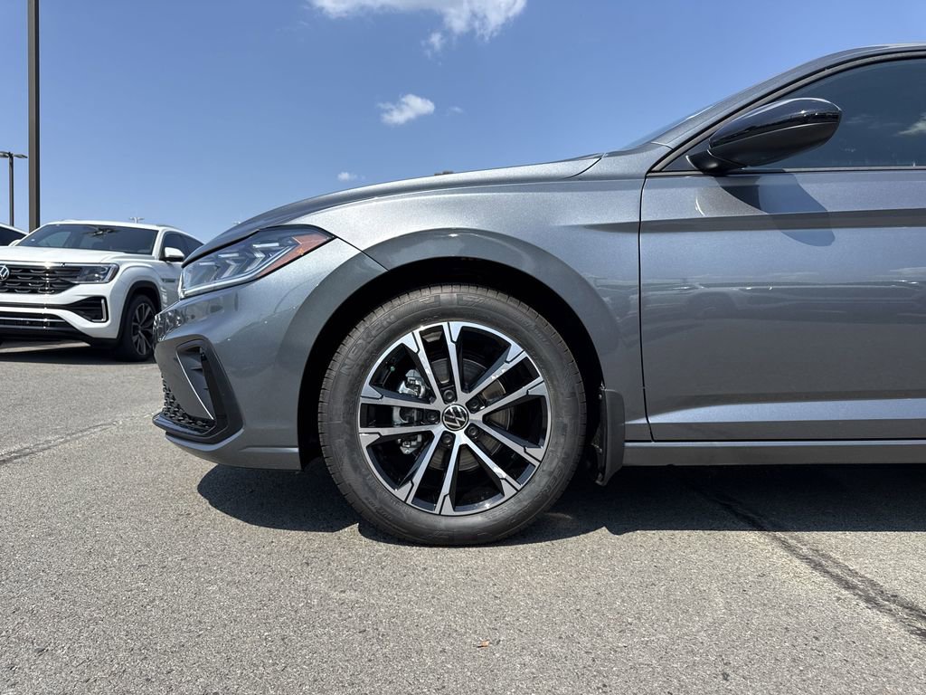 New 2025 Volkswagen Jetta Sport image 9