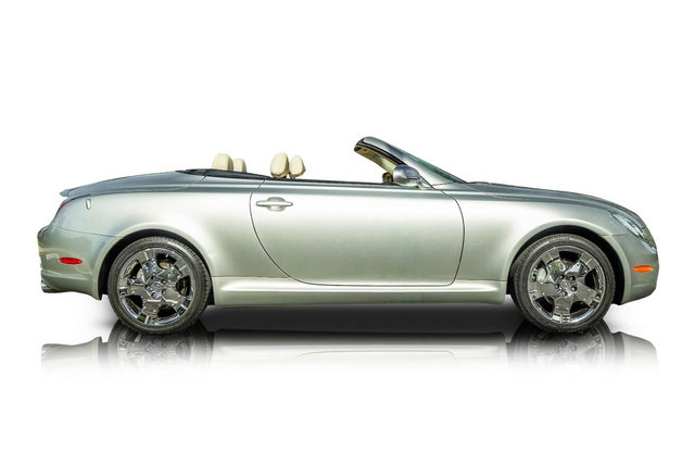 Used 2005 Lexus SC 430 Convertible image 2