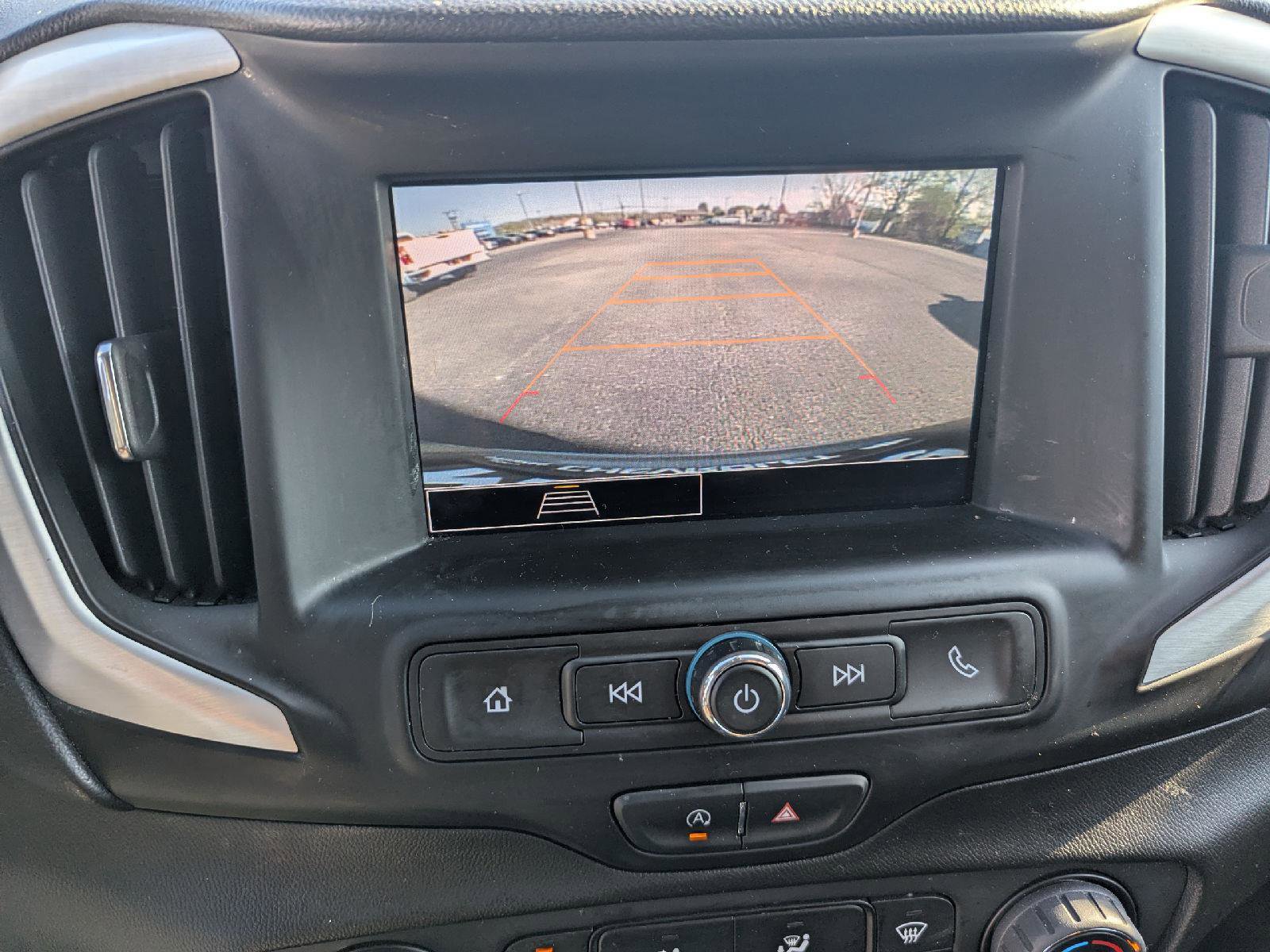 Used 2023 GMC Terrain SLE w/ Elevation Edition AWD/4WD image 15