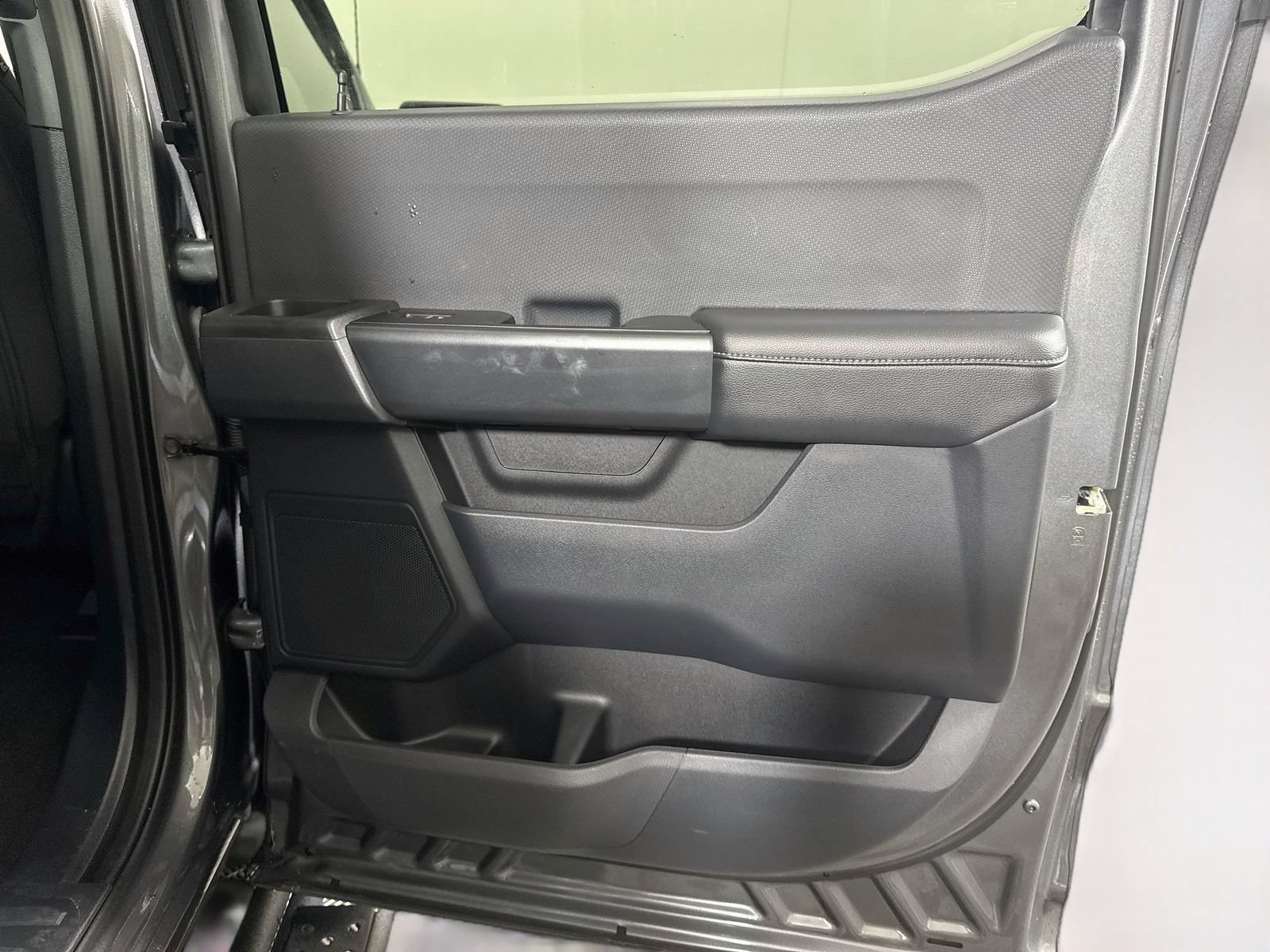 Used 2024 Ford F150 STX w/ Mobile Office Package RWD image 23