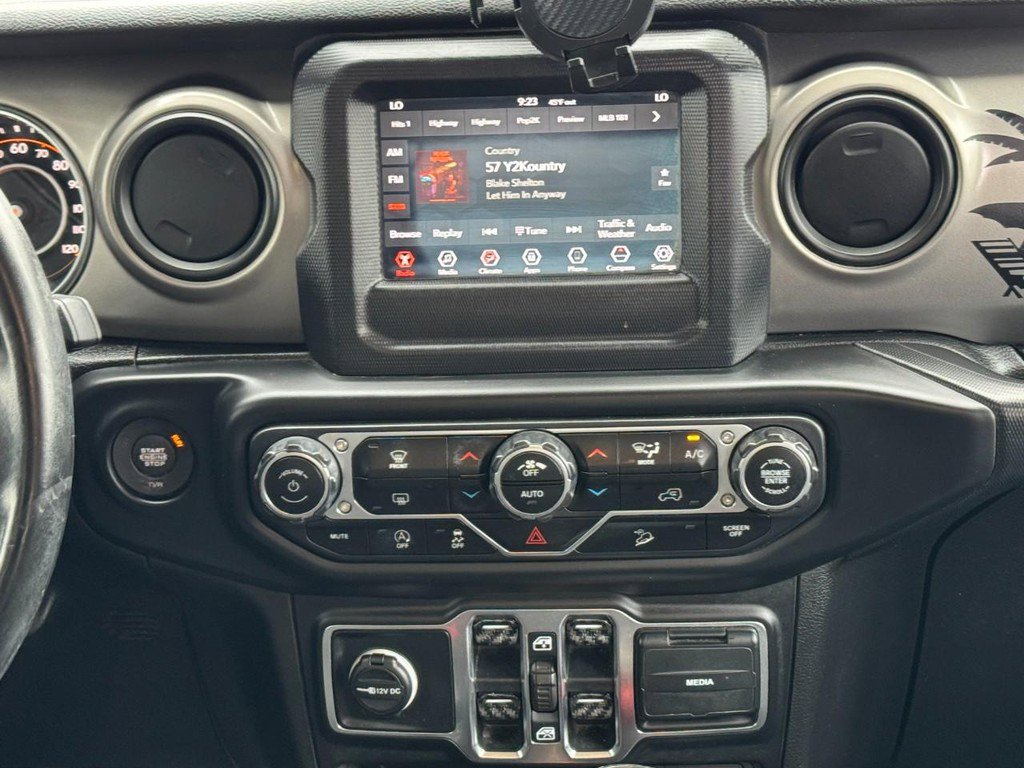 Used 2020 Jeep Wrangler Unlimited Sport image 16