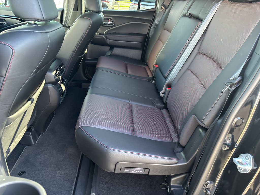 Used 2025 Honda Ridgeline Black Edition image 28