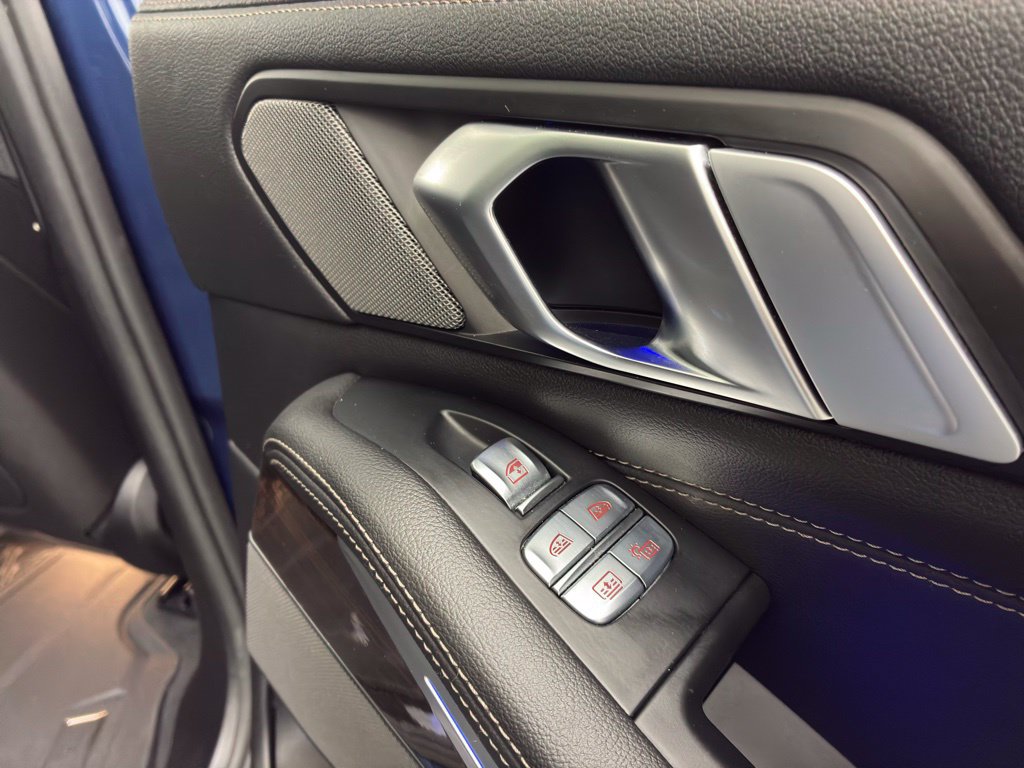 Used 2019 BMW X7 xDrive50i w/ Premium Package AWD/4WD image 50
