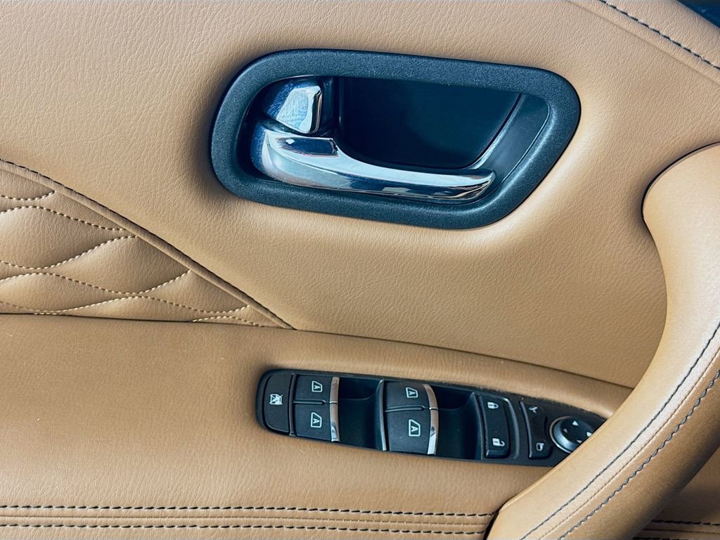 Used 2024 INFINITI QX80 Sensory AWD/4WD image 23
