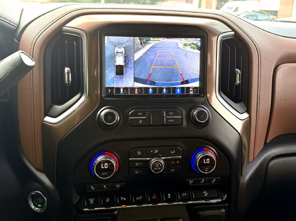 Used 2021 Chevrolet Silverado 3500 High Country w/ Z71 Off-Road Package AWD/4WD image 32