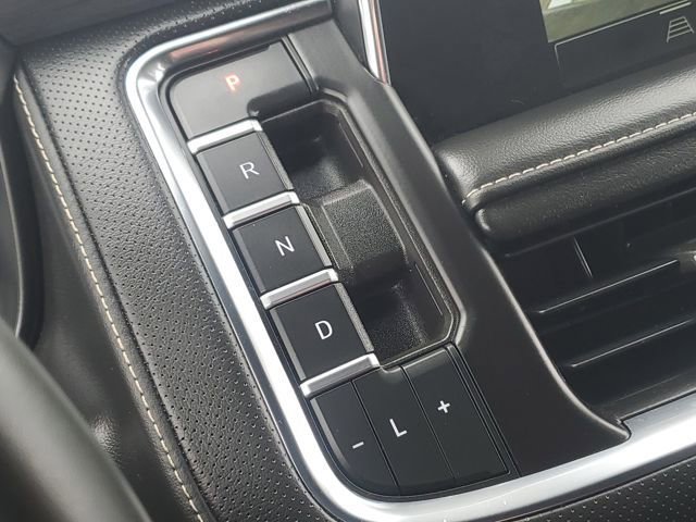 Used 2023 GMC Yukon XL SLT image 21