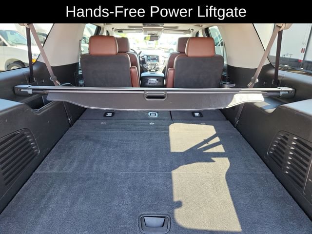 Used 2020 Chevrolet Suburban Premier w/ Premier Plus Edition AWD/4WD image 35