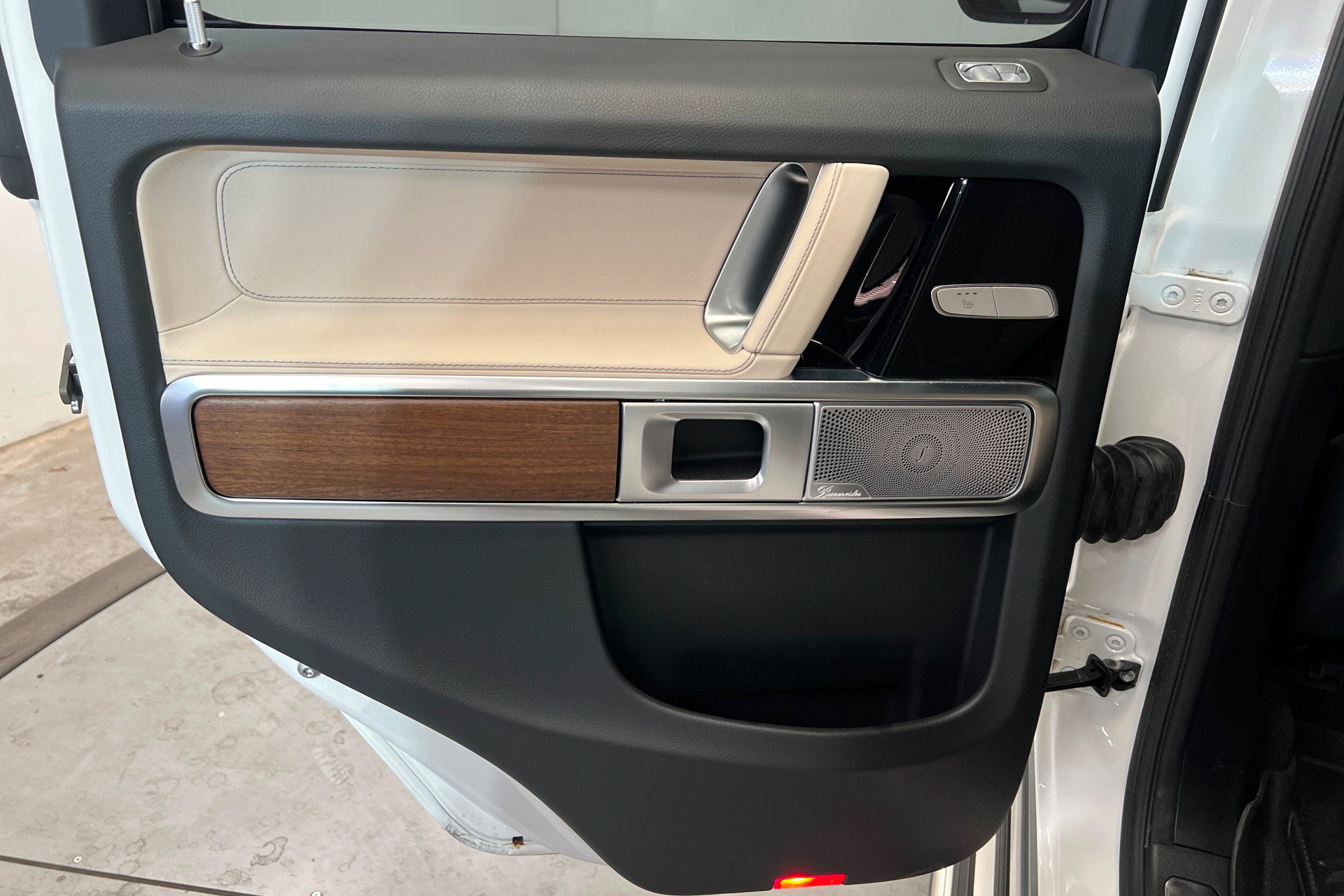Used 2024 Mercedes-Benz G 550 image 18