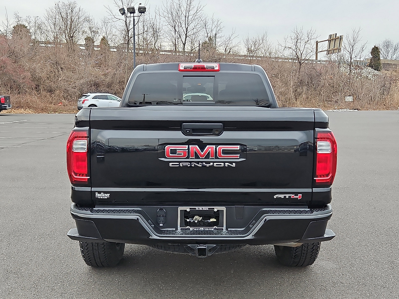 Used 2023 GMC Canyon AT4 image 5
