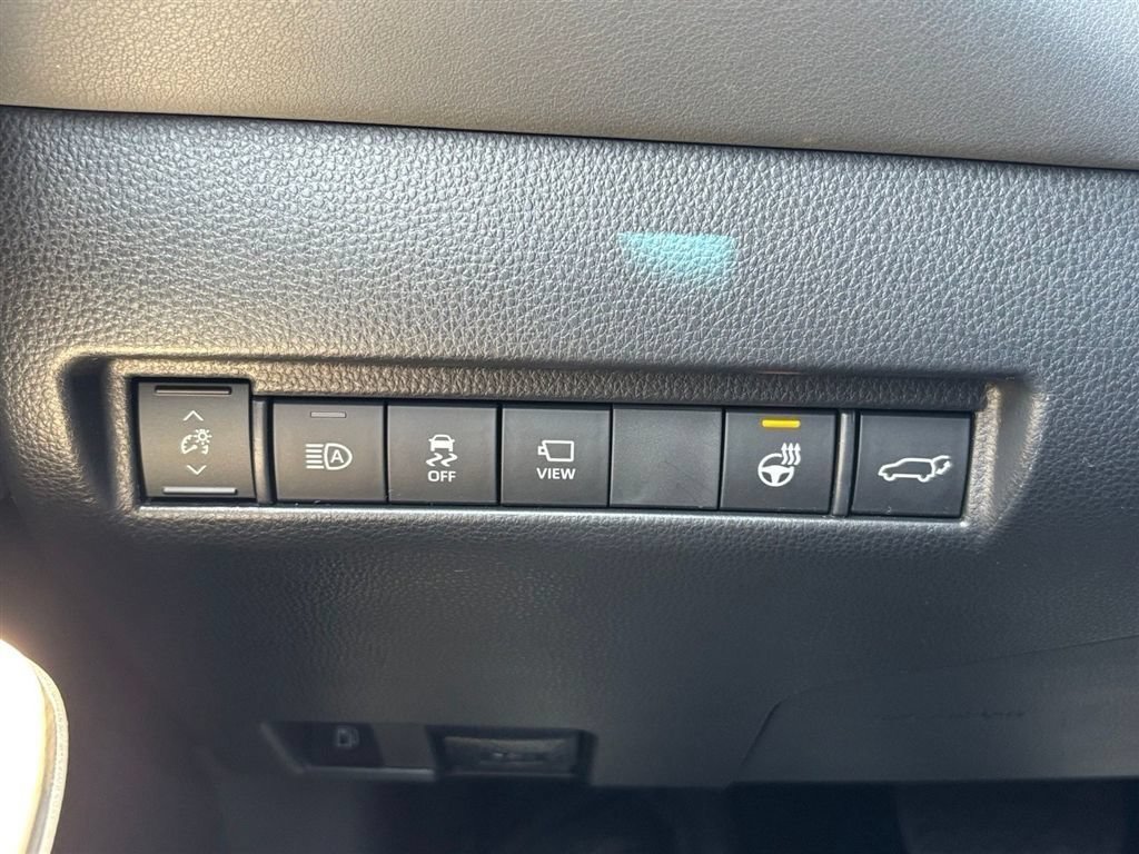 Used 2023 Toyota Venza Limited AWD/4WD image 22