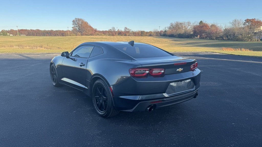 Used 2019 Chevrolet Camaro LT image 5