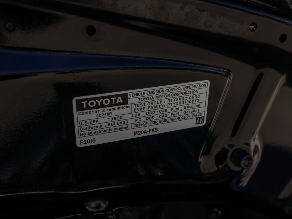 Used 2024 Toyota Corolla LE image 31