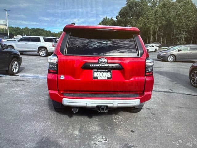 Used 2021 Toyota 4Runner TRD Off-Road AWD/4WD image 4