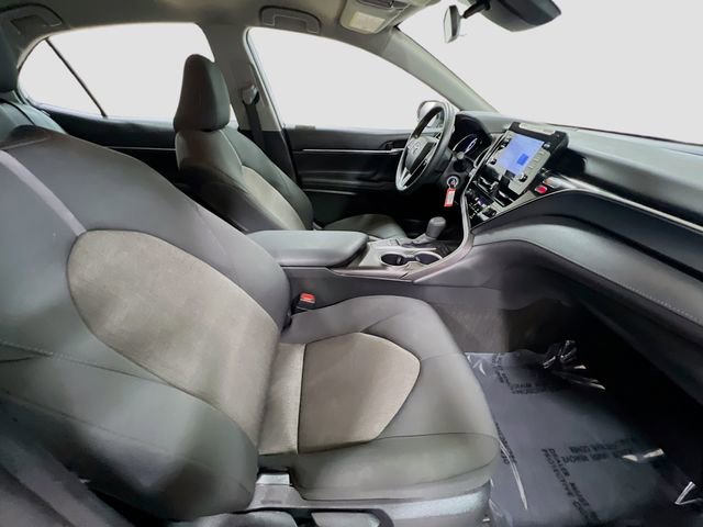 Used 2024 Toyota Camry LE image 25