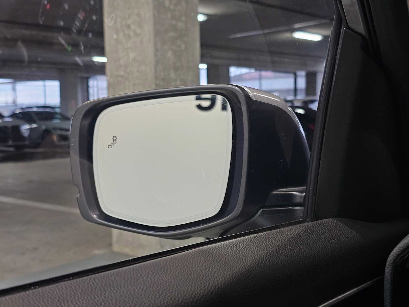 Used 2023 Honda Pilot Elite image 23