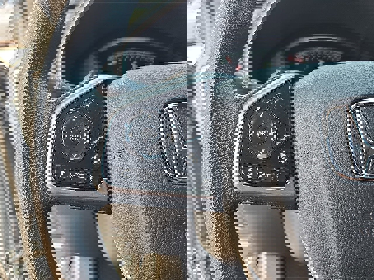 Used 2022 Honda CR-V EX image 16