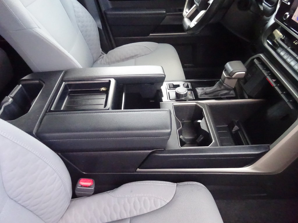 Used 2025 Toyota Tundra SR5 AWD/4WD image 18
