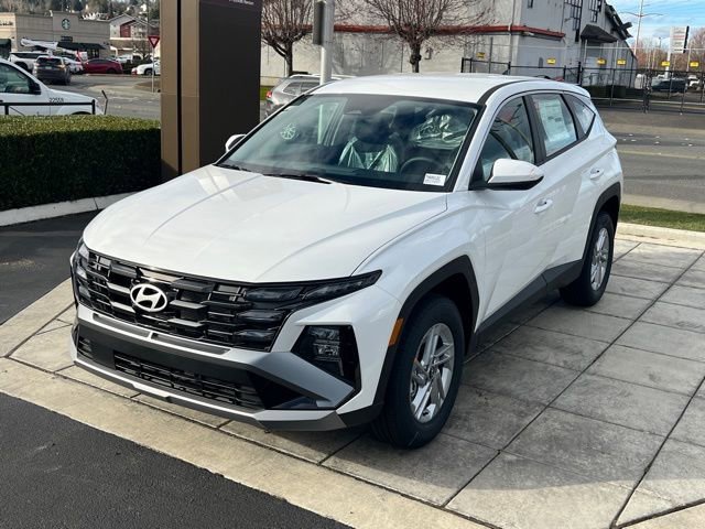 New 2026 Hyundai Tucson SE image 3