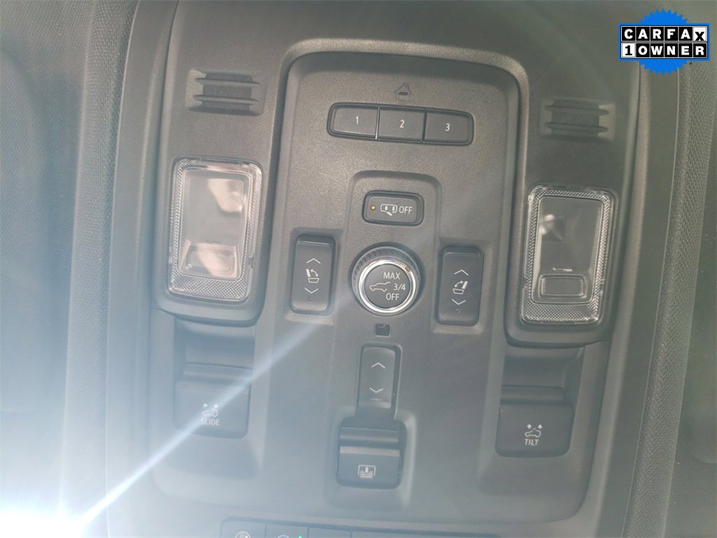 Used 2024 Chevrolet Suburban High Country image 24