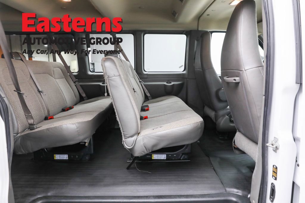 Used 2023 Chevrolet Express 3500 LS image 19
