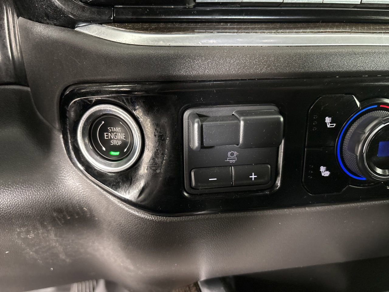 Used 2025 Chevrolet Silverado 1500 LT image 18