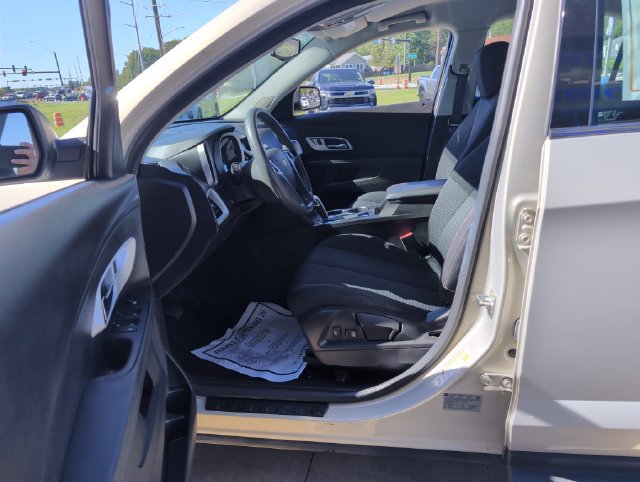 Used 2012 Chevrolet Equinox LS FWD image 10