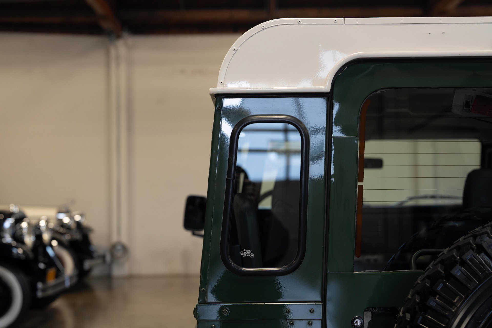 Used 1997 Land Rover Defender 90 image 36