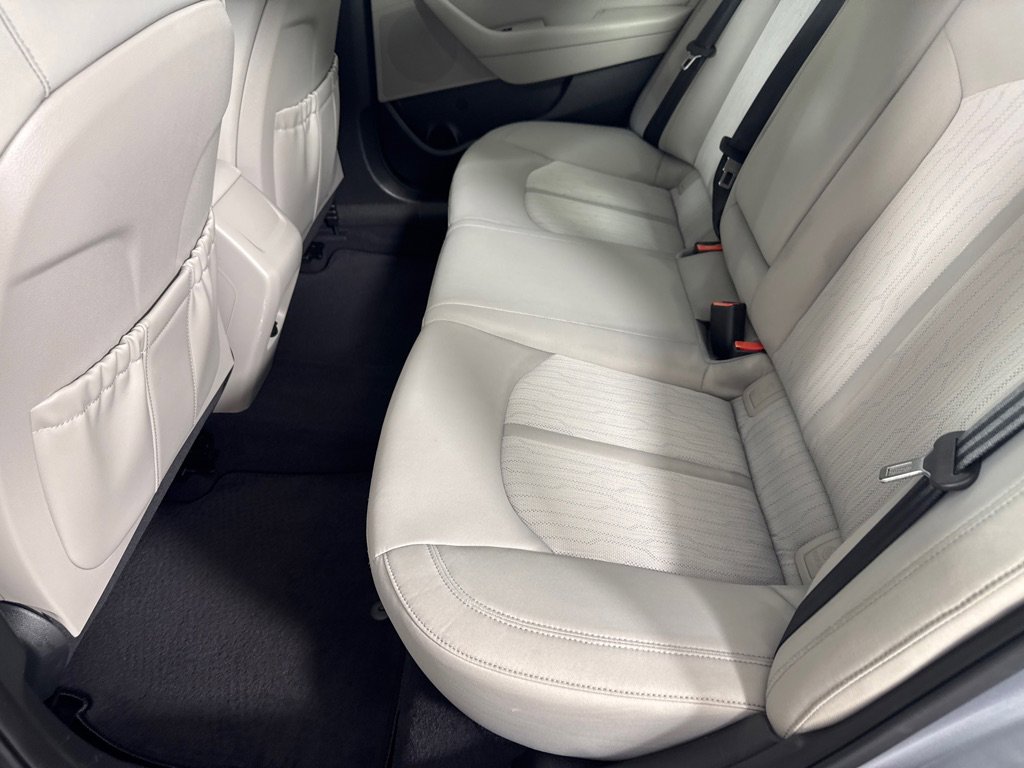 Used 2016 Hyundai Sonata SE image 18