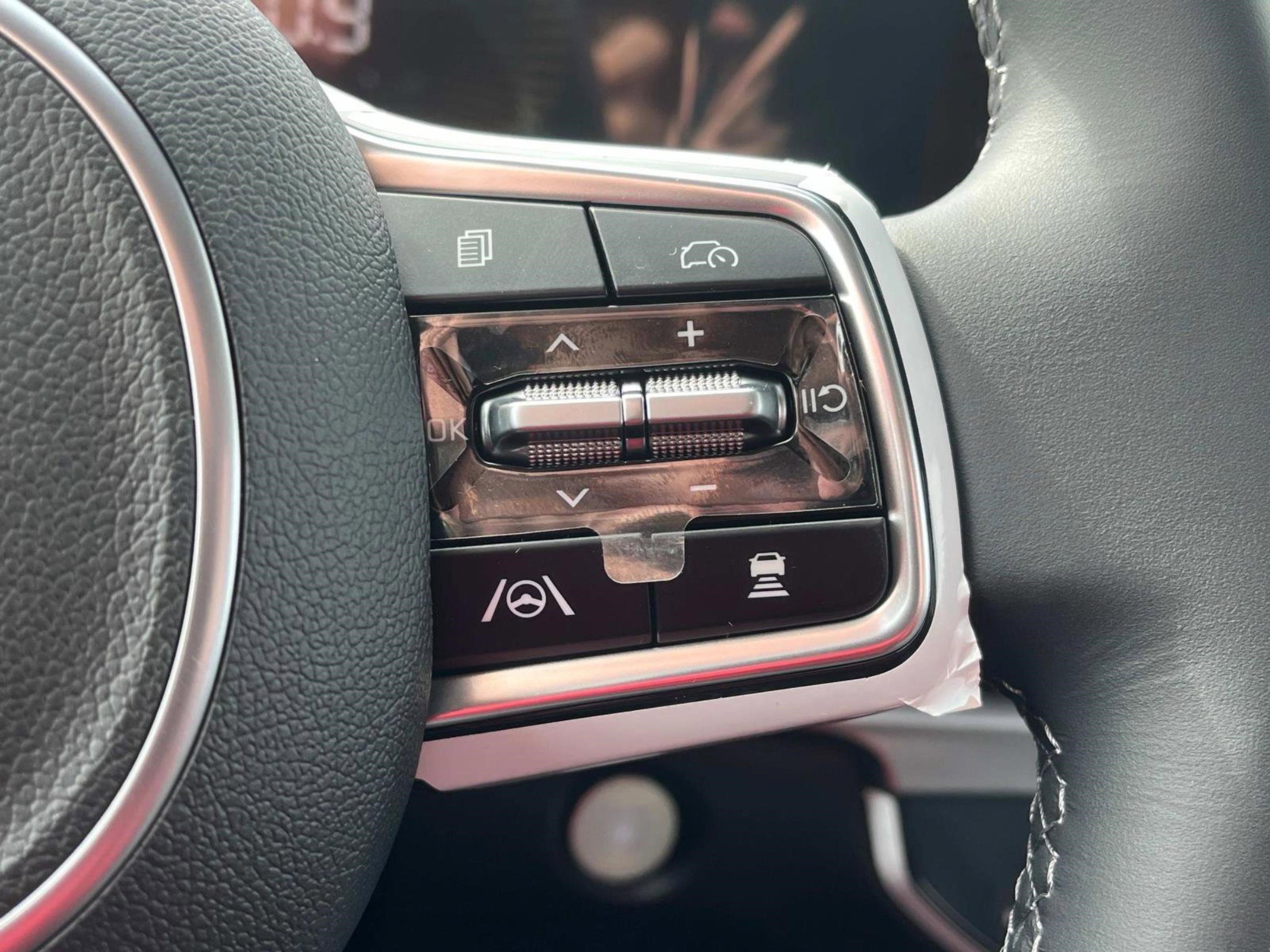 New 2025 Kia Sorento S image 26