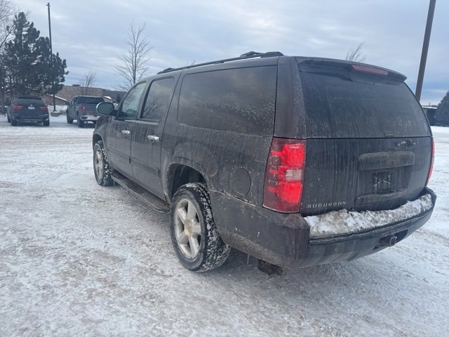 Used 2013 Chevrolet Suburban LS w/ All-Star Edition image 30