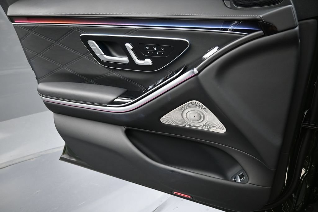 Used 2025 Mercedes-Benz S 63 AMG S image 19