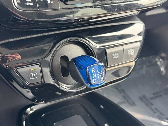 Used 2022 Toyota Prius XLE w/ Advanced Technology Package AWD/4WD image 85