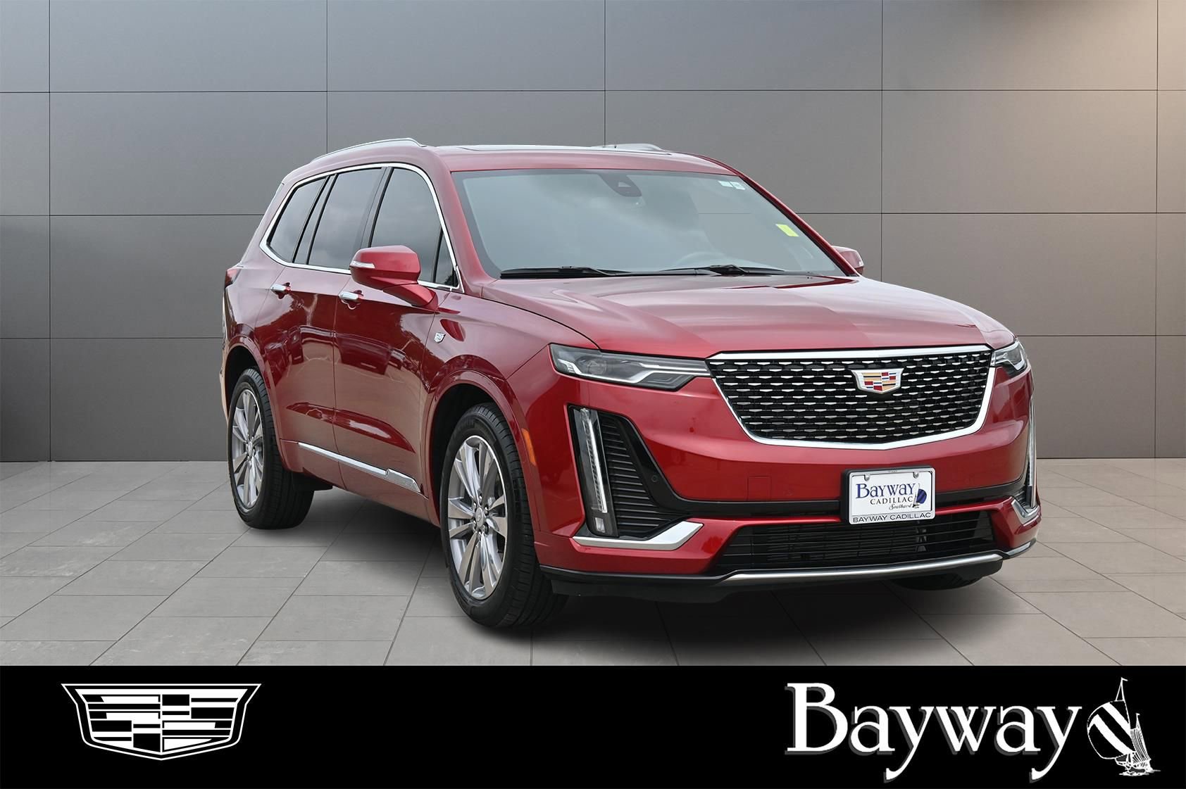 Used 2024 Cadillac XT6 Premium Luxury w/ LPO, Floor Liner Package FWD image 3