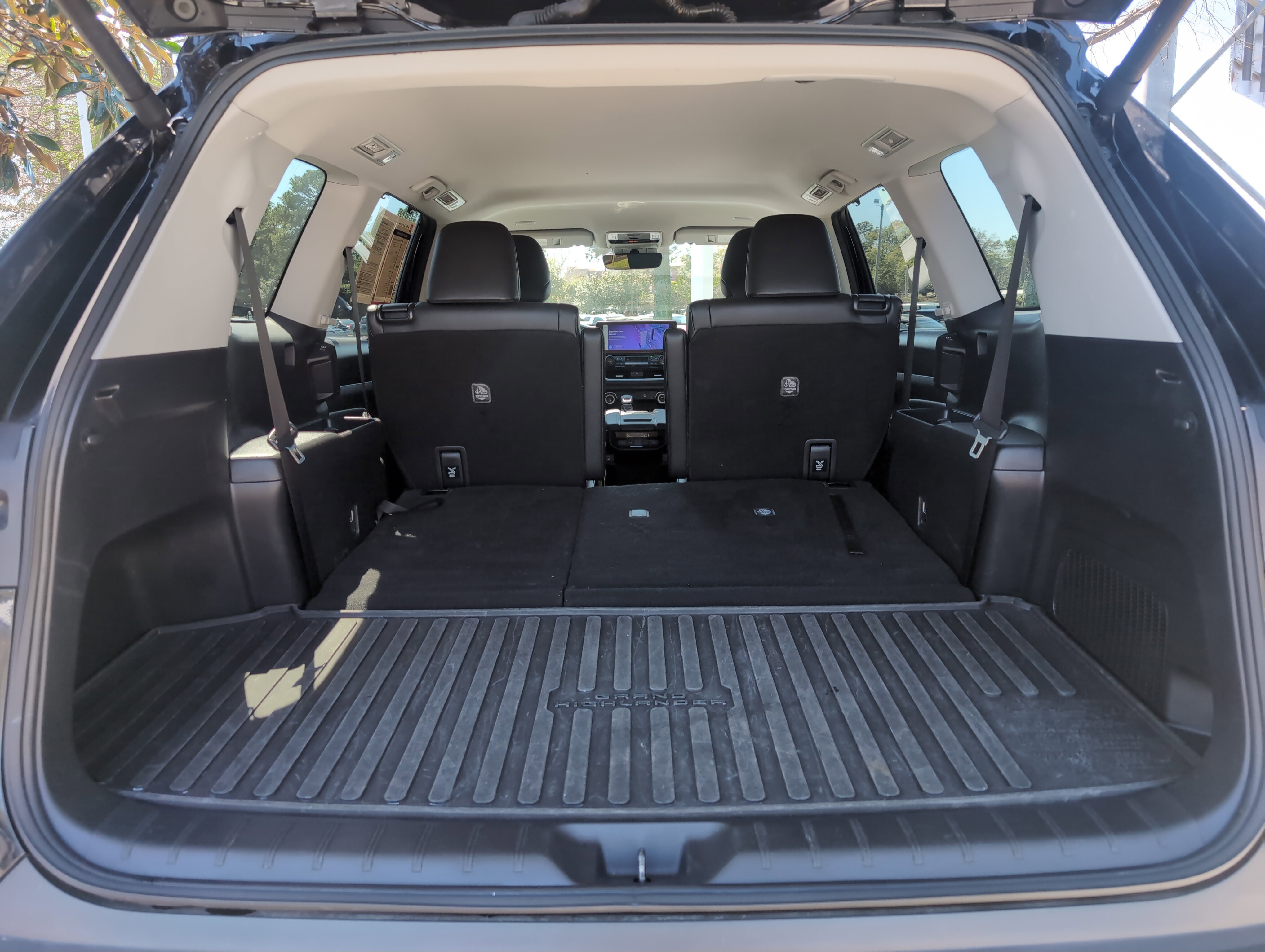 Certified 2024 Toyota Grand Highlander XLE image 32